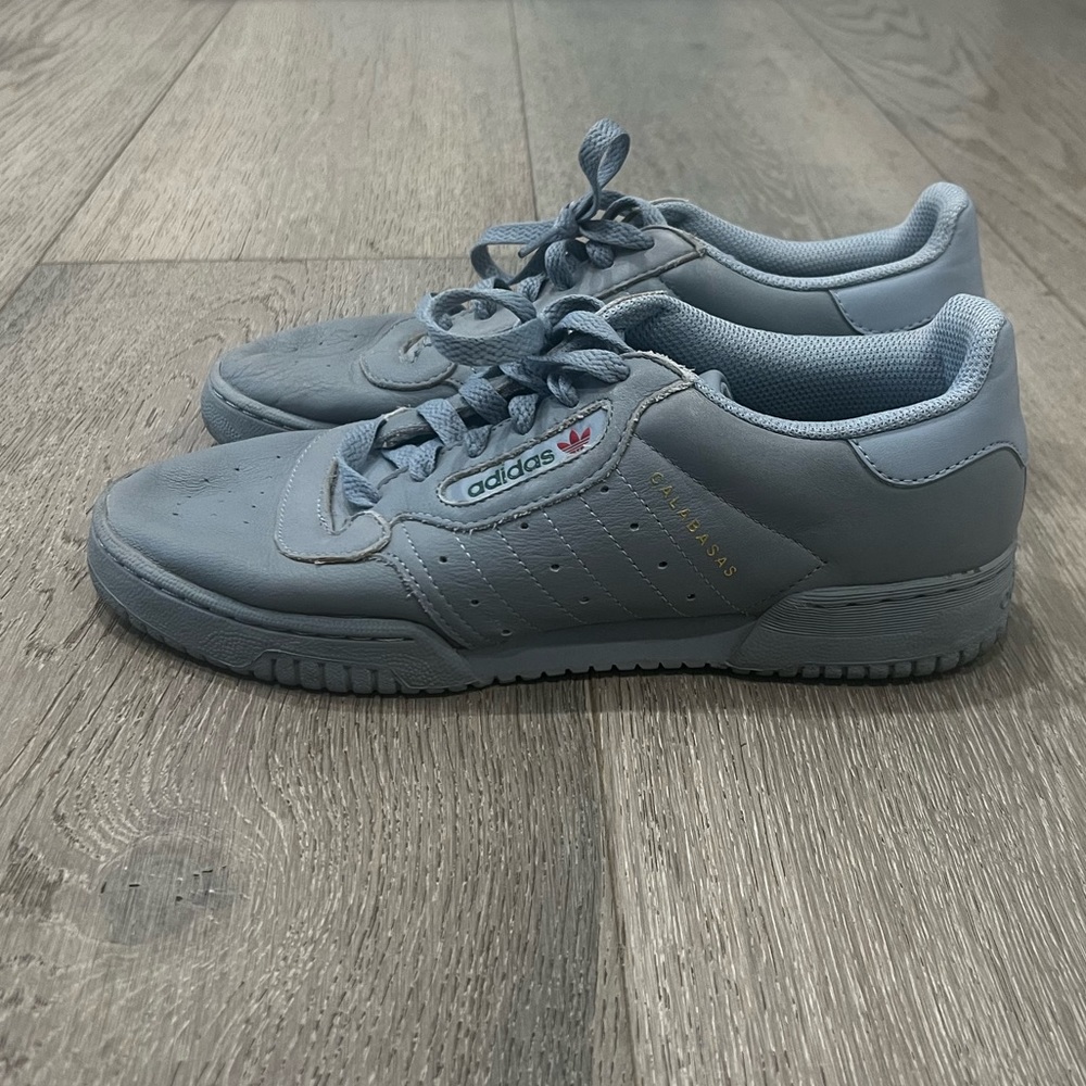 Adidas Yeezy Powerphase Sneaker